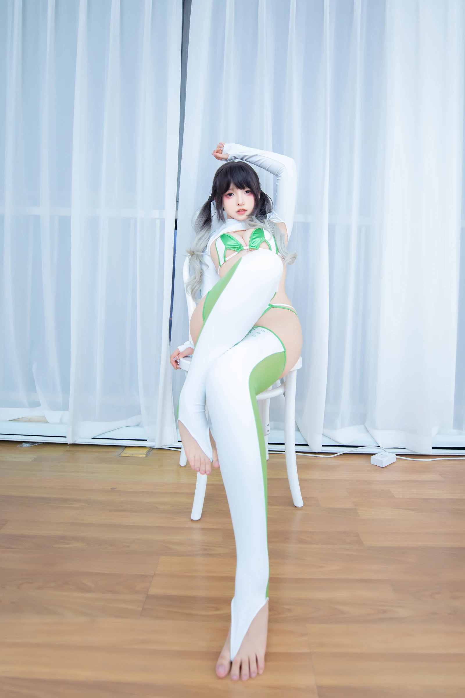 图片[3]-神楽板真冬 赛车女郎-COS世界