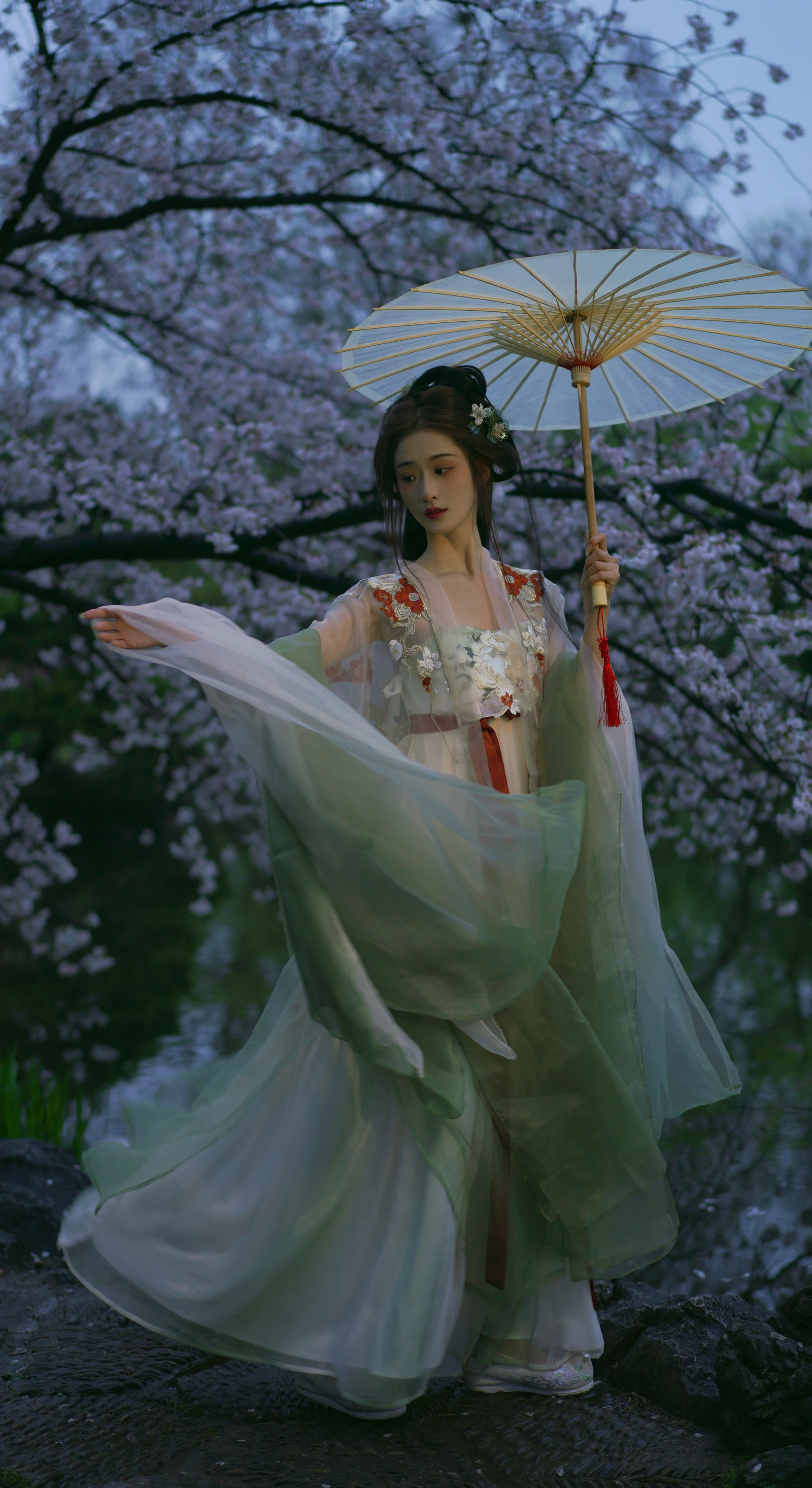 图片[2]-夜探樱 疏莉-COS世界