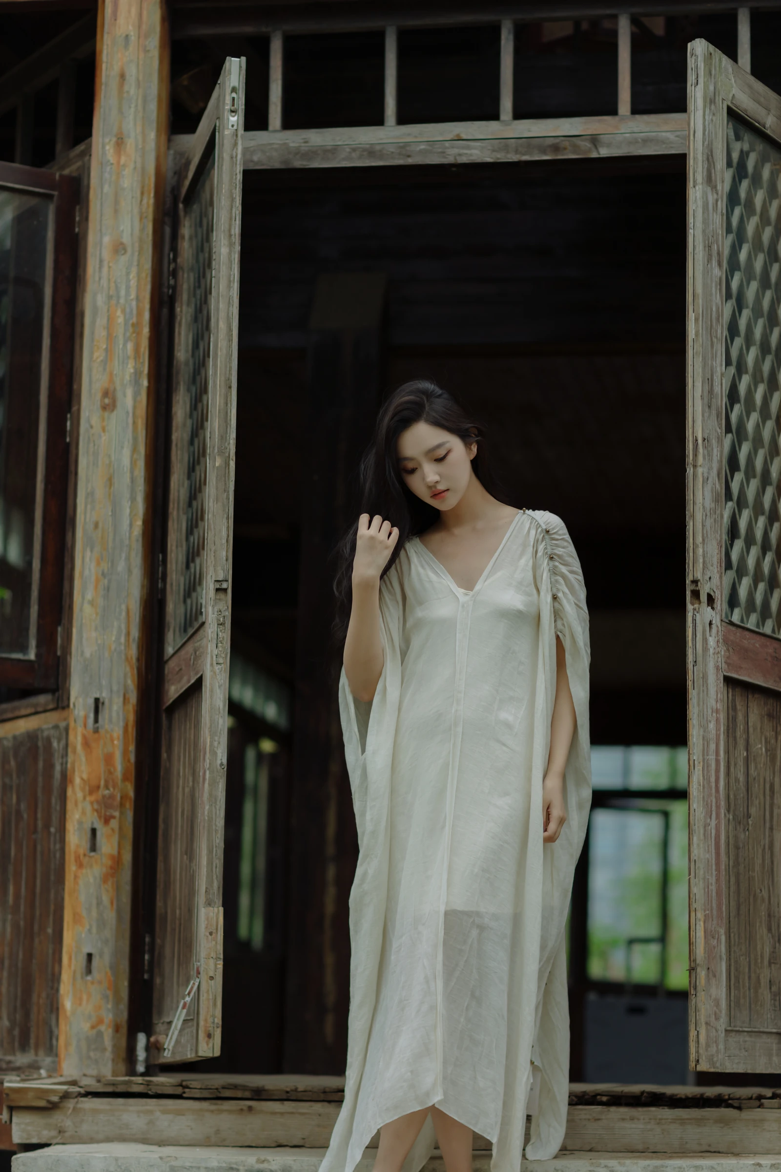 图片[4]-YITUYU艺图语 2024.05.15 木屋里的守望 Elaine-COS世界