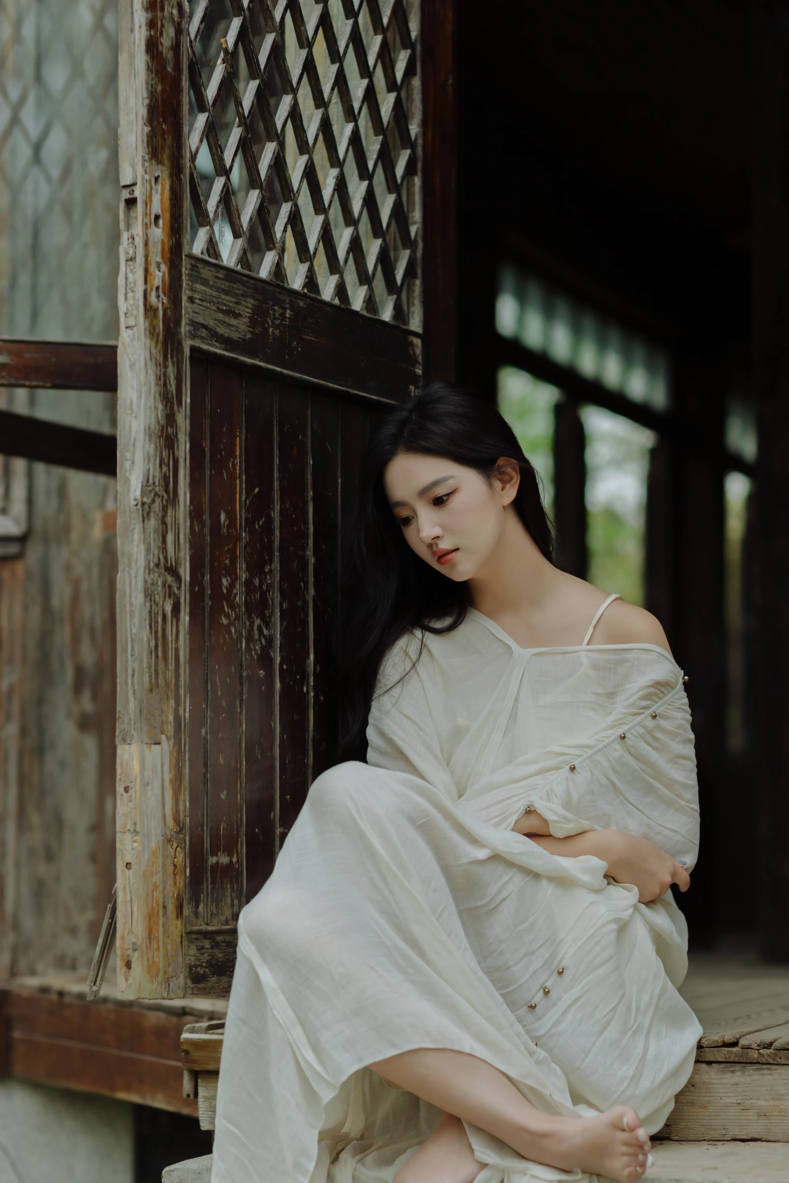 图片[2]-YITUYU艺图语 2024.05.15 木屋里的守望 Elaine-COS世界