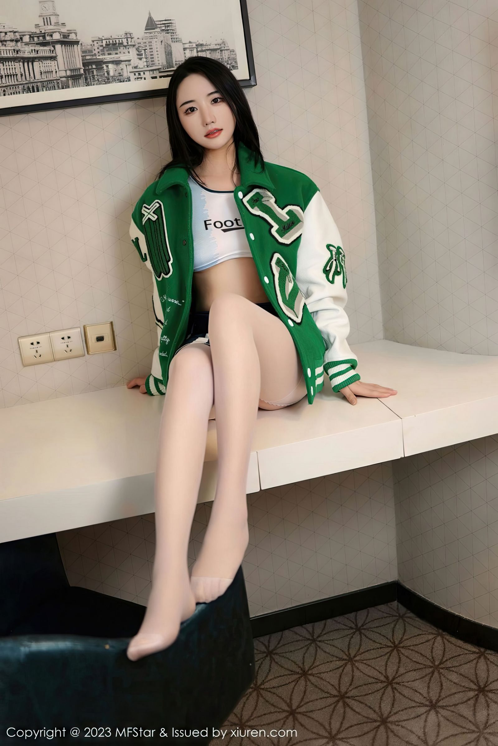 图片[2]-范模学院 Vol.602 汐汐爱吃草莓-COS世界