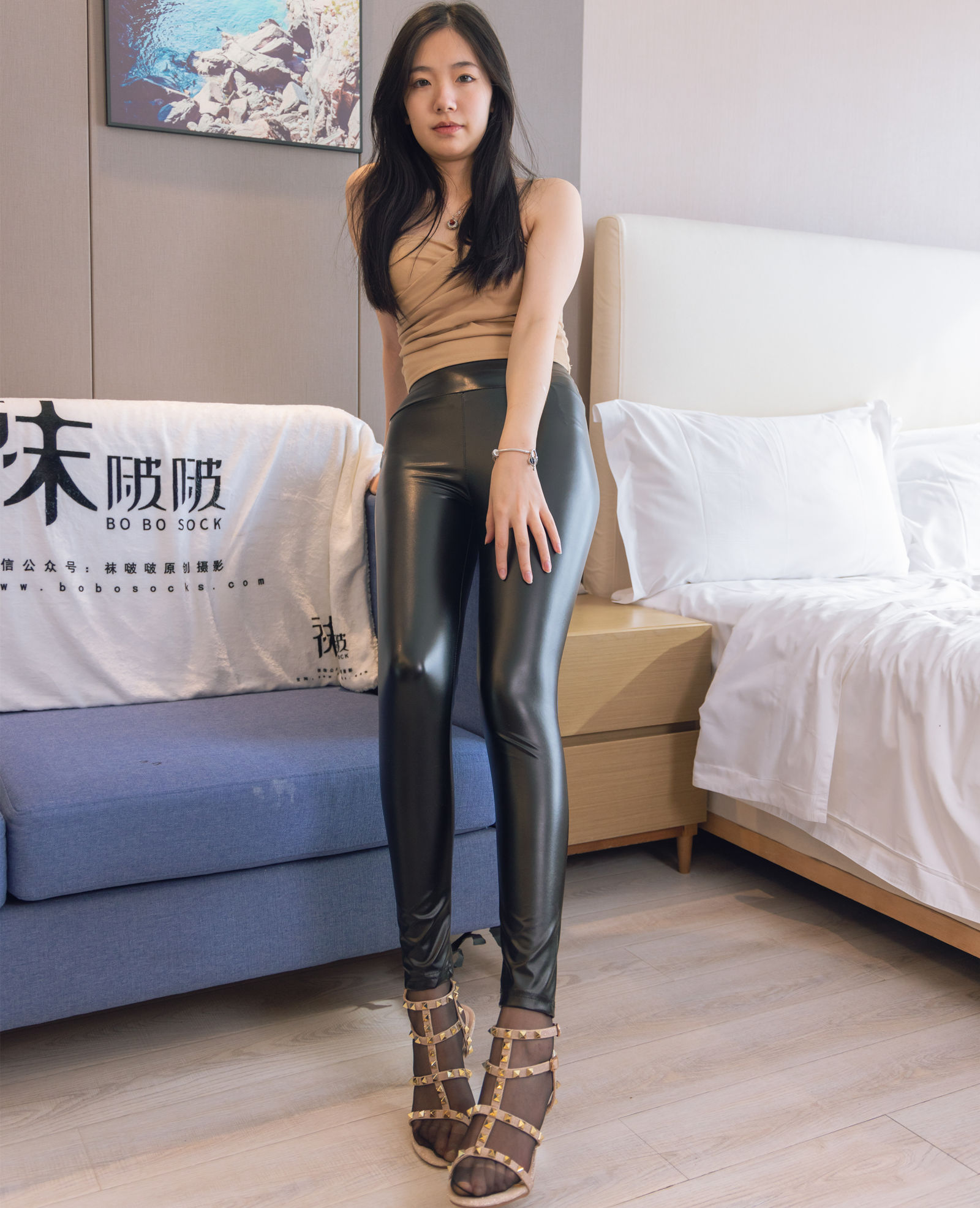 袜啵啵 皮裤裤里丝-COS世界