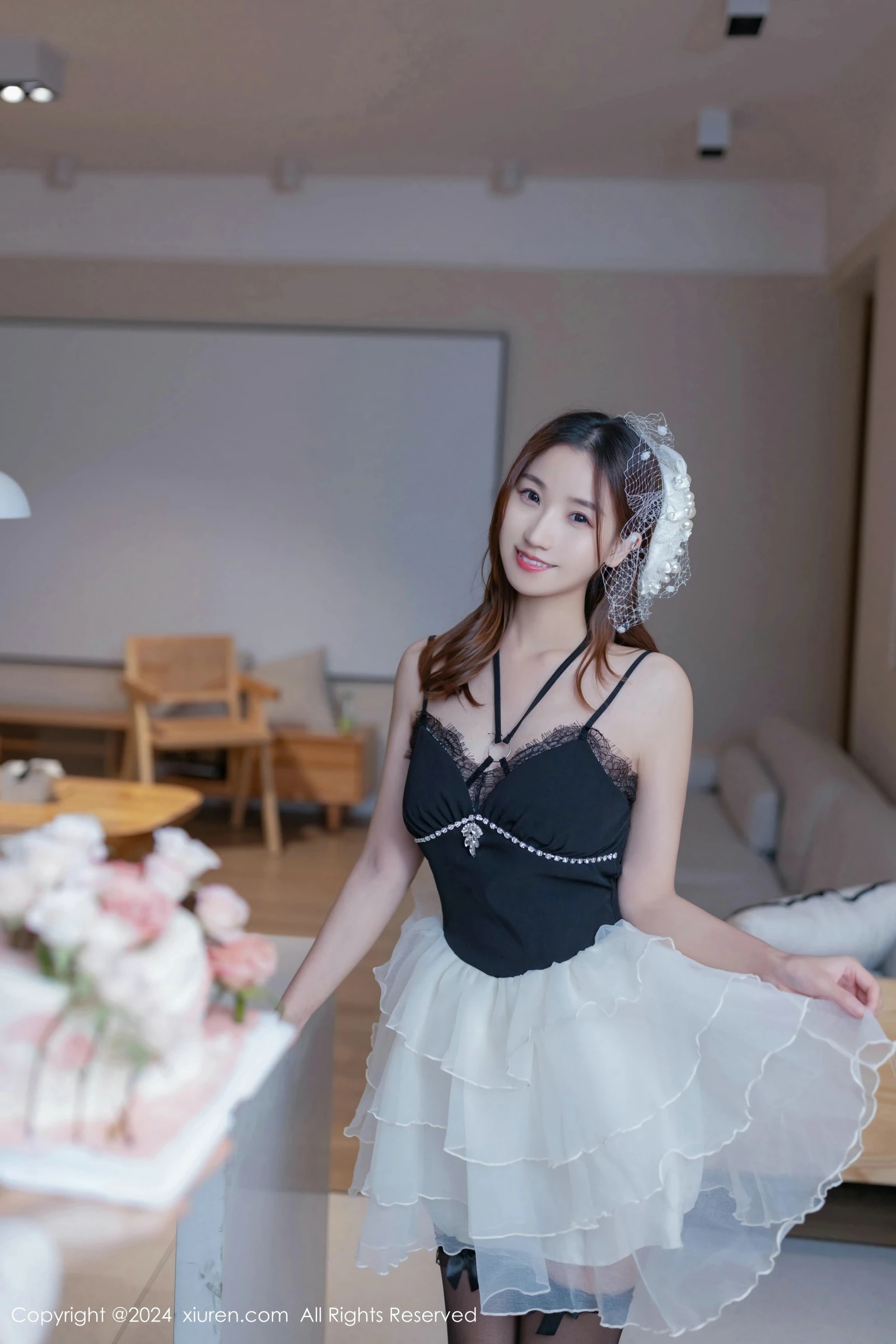 图片[2]-秀人网 No.8398 杏子-COS世界