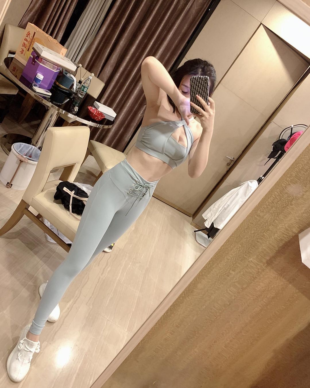 芝芝Booty (@zhizhibooty) 来自中国的美女模特写真精选77P-COS世界